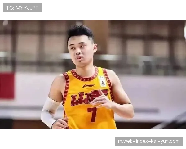 山西进攻端空间利用 原帅无球跑动创造外线投篮机会